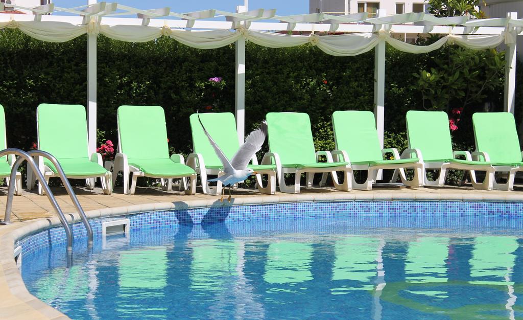 Семеен Хотел Идън Sveti Vlas Exterior photo